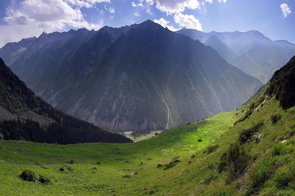 ala-archa-gorge ala-archa-gorge